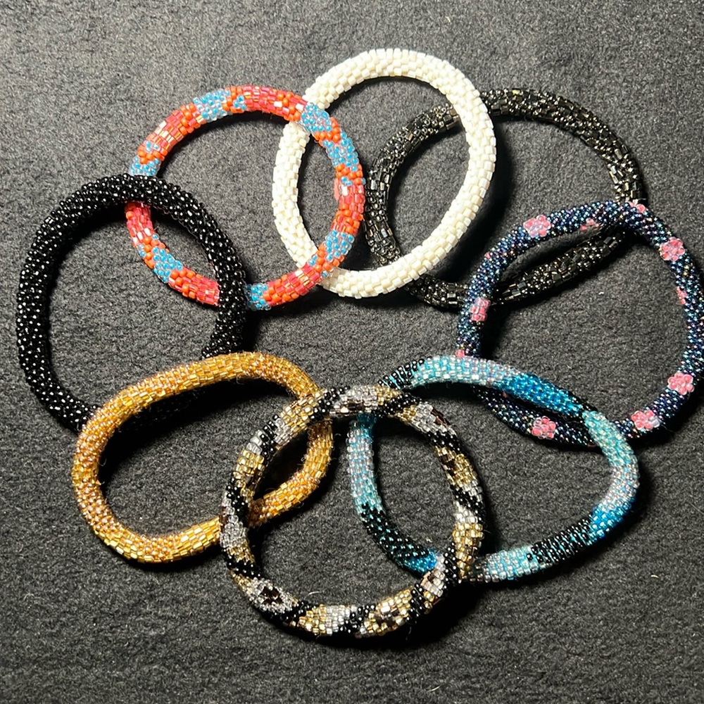 beaded bracelet lot